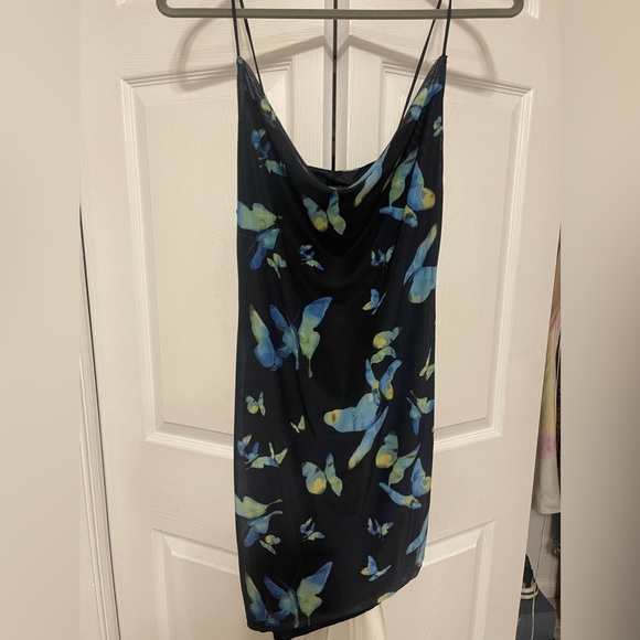 Princess Polly Motel butterfly dress - Picture 3 of 3